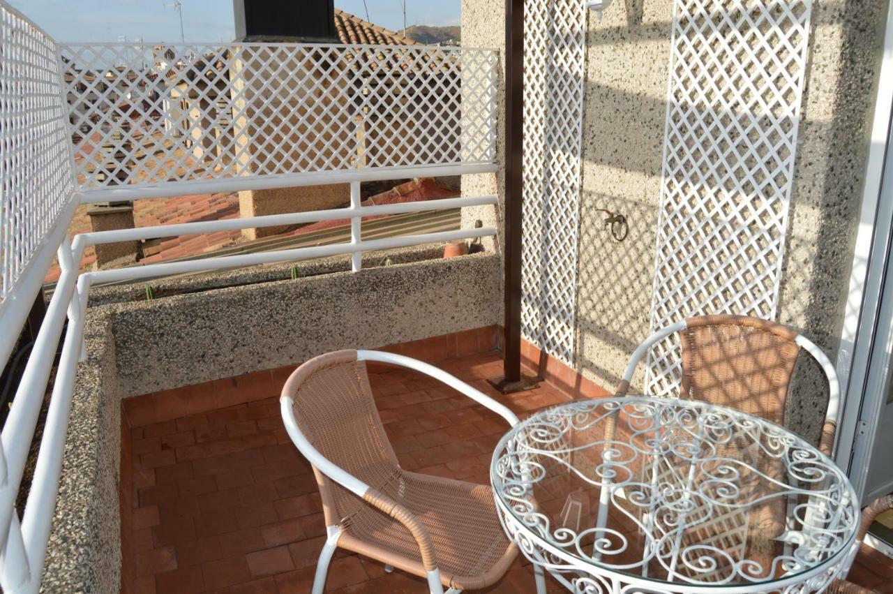Apartamento Aben Humeya กรานาดา ภายนอก รูปภาพ